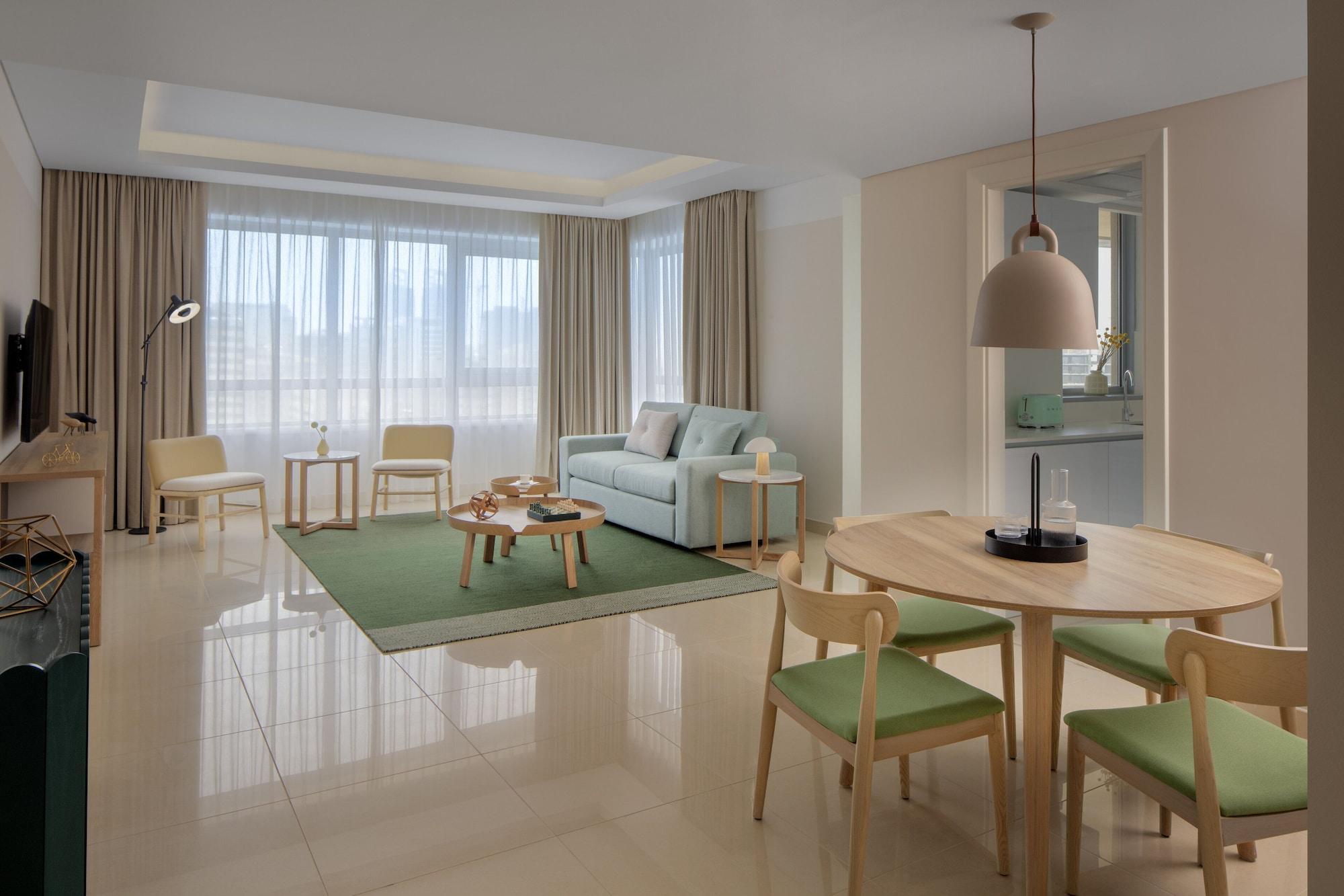 Staybridge Suites Dubai Internet City Buitenkant foto